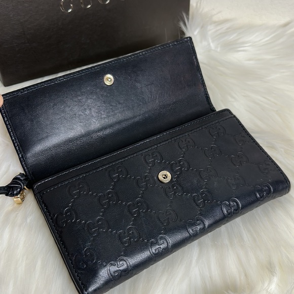 Gucci Black Embossed Leather Continental Wallet with Gold Hardware - Picture 5 of 12